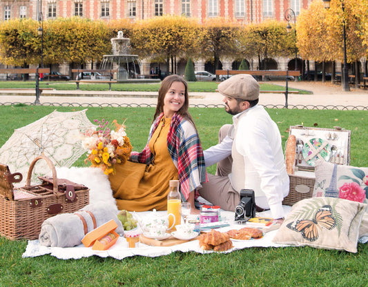 8 CONSEILS POUR UN PIQUE-NIQUE ROMANTIQUE