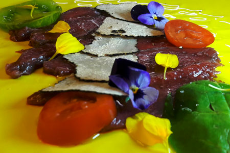 RECETTE DE CARPACCIO DE TAUREAU DE CAMARGUE À LA TRUFFE