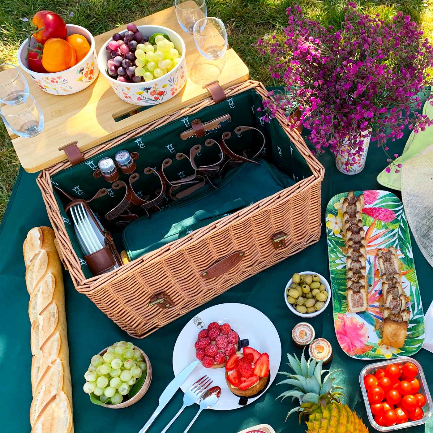 Panier pique-nique en cuir tissu vert - 4 personnes