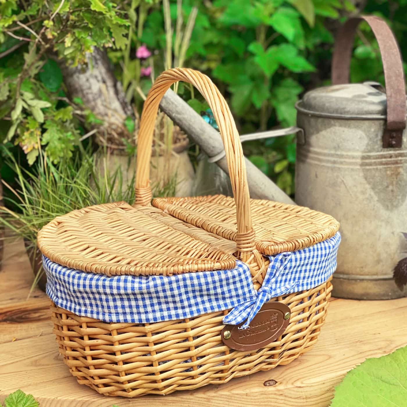 Panier en osier tissu vichy bleu