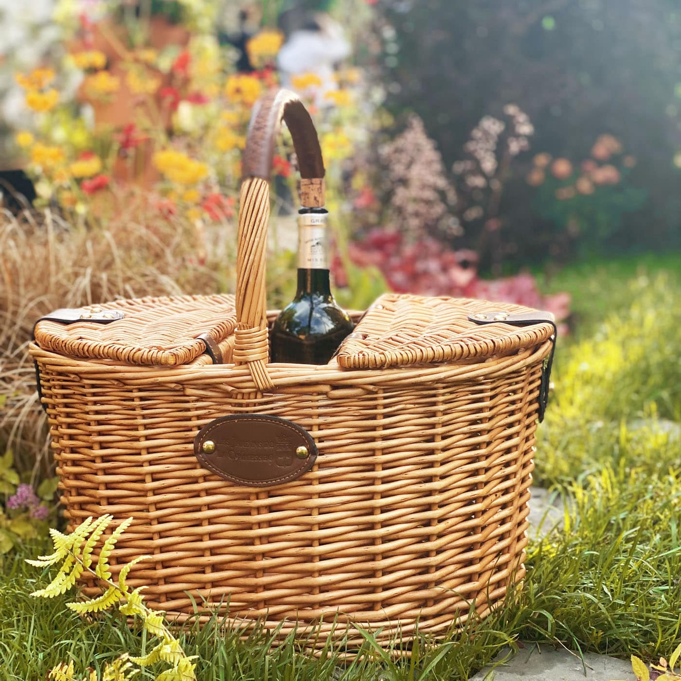 Panier porte-bouteilles en osier avec compartiments