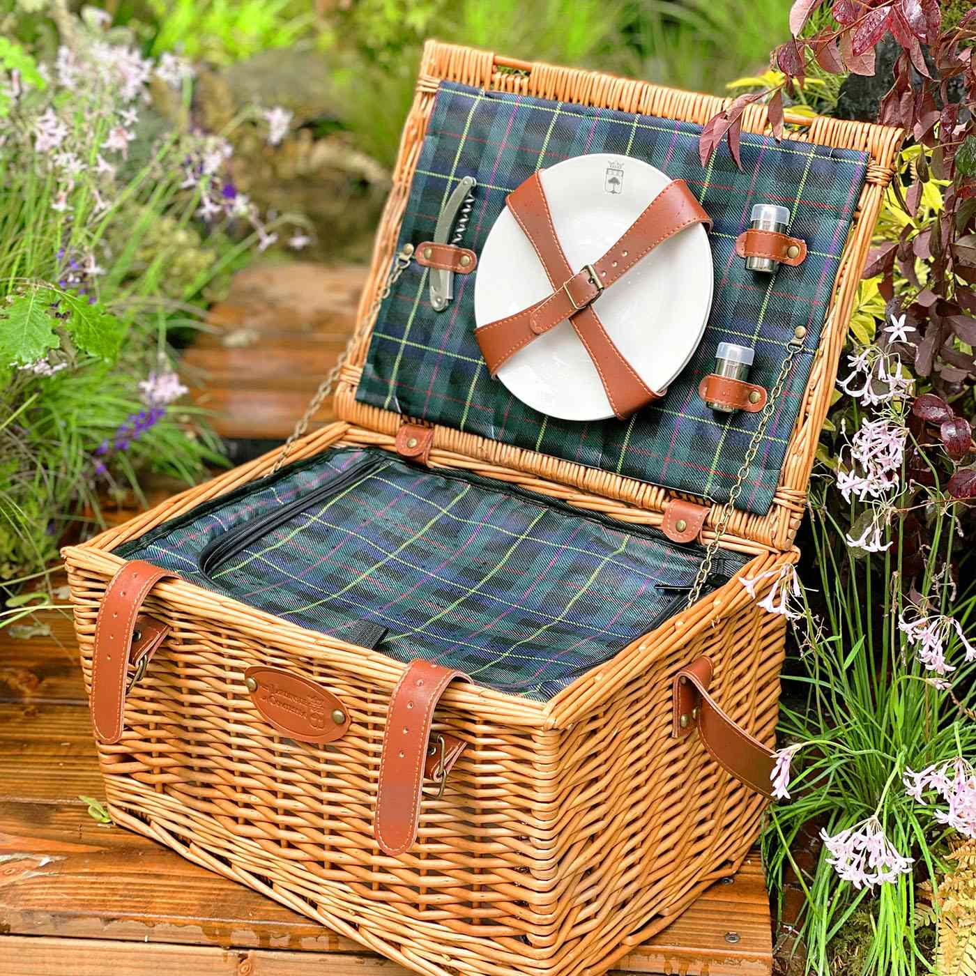 Panier pique-nique cuir et tissu écossais - 2 personnes