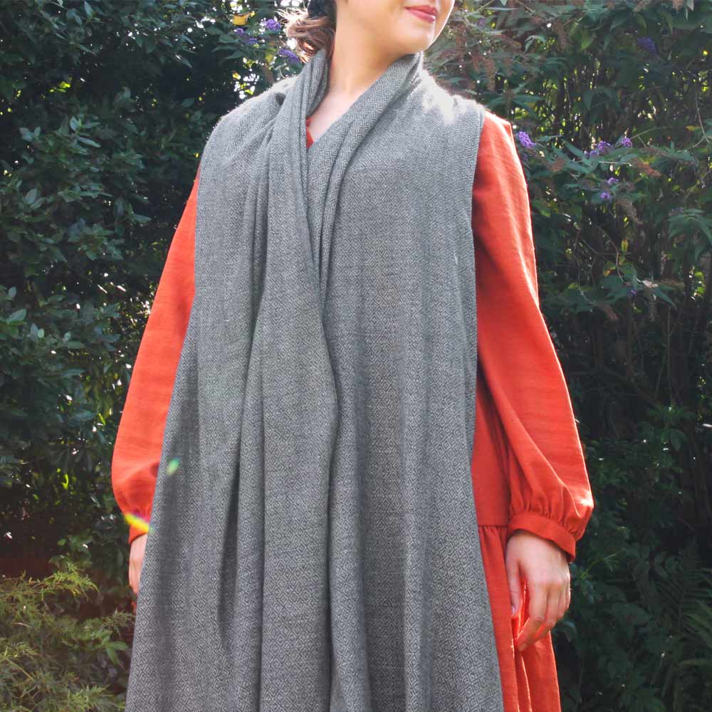 Echarpe cachemire et laine Homme & Femme 70 x 210 cm - Gris Anthracite motif diamant