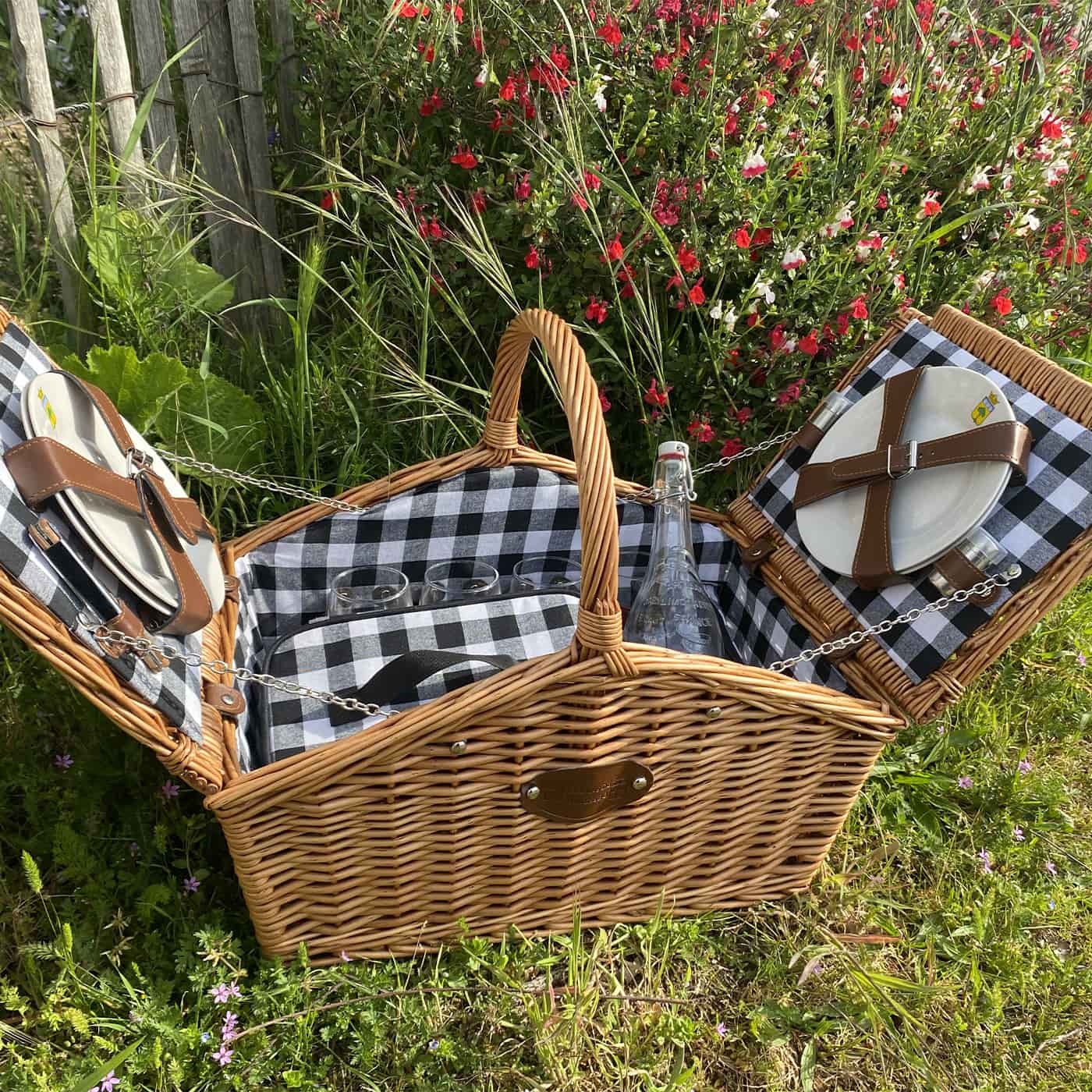 Panier pique-nique en osier Montaigne - 4 personnes - CBA 2