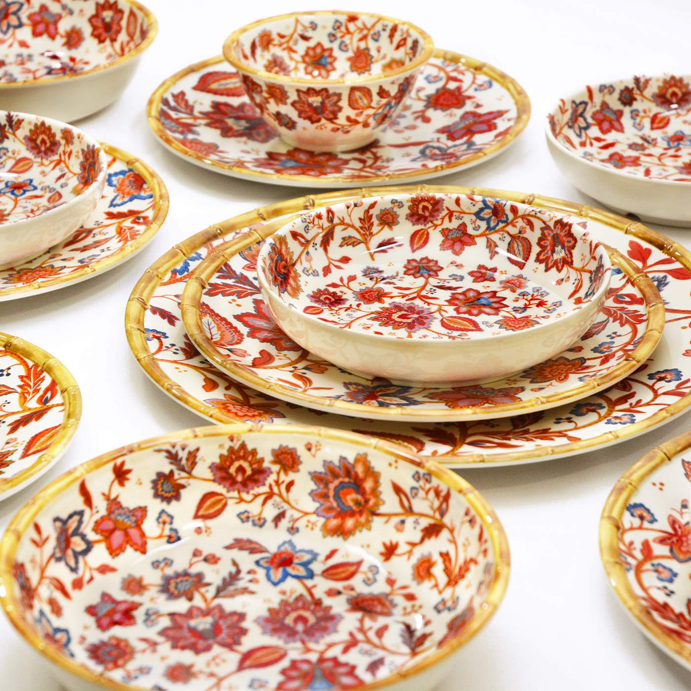 Assiette creuse en mélamine fleuris - Ø 20 cm